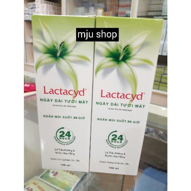 Vệ sinh phụ nữ Lactacyd Lá Trầu Không và Nước Hoa Hồng (150ml)