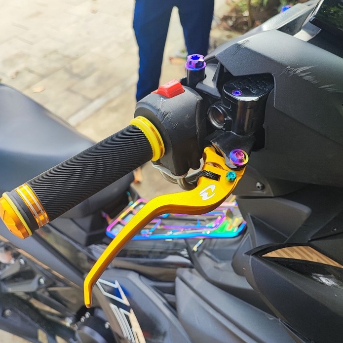 Ốc tay thắng Titan Gr5 gắn xe số ex win si ju winer