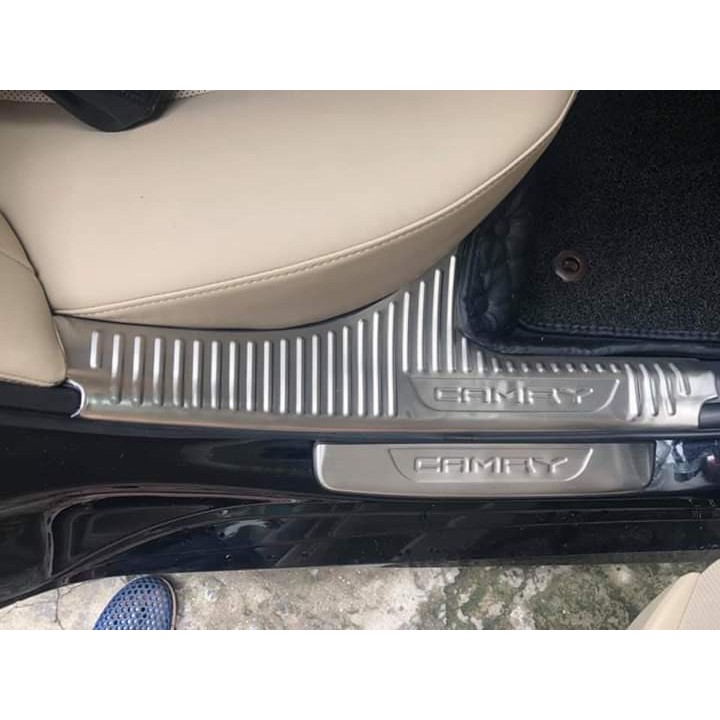 BỘ 8 ỐP BẬC TRONG NGOÀI INOX TOYOTA CAMRY 2019 - 2021 FULL