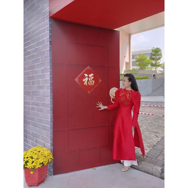 Áo dài cách tân tay phồng kèm quần