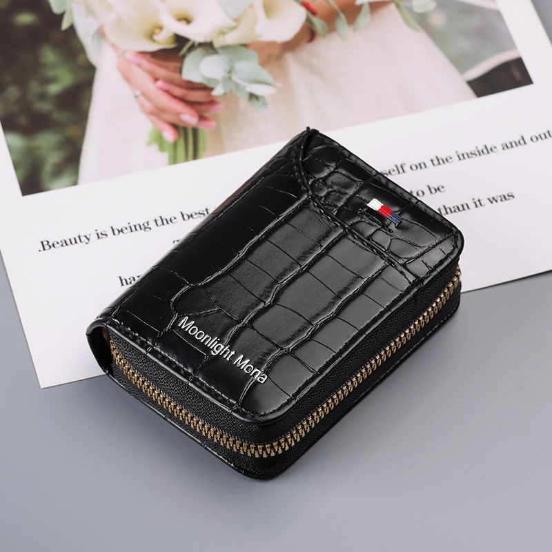 Ví Nam Châm Đựng Thẻ ID Đa Năng Tiện Dụng