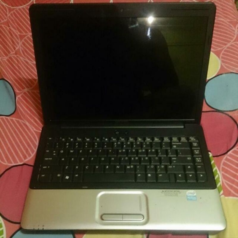 Vỏ a b c d full hp cq40 còn đẹp