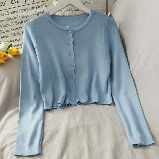 ÁO CROPTOP TAY DÀI YAN