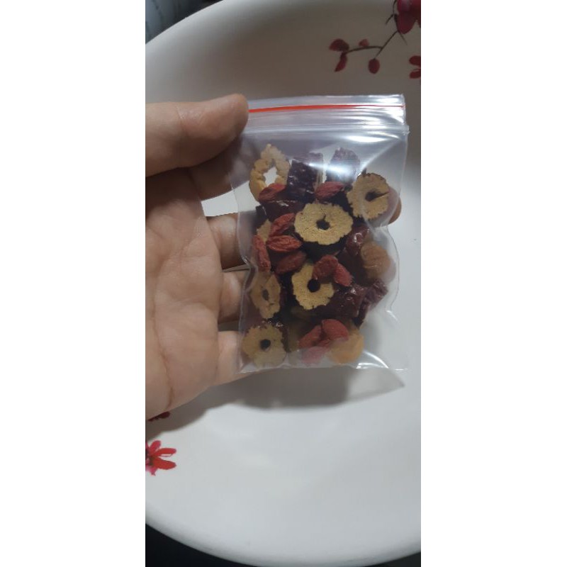 Set trà táo kỷ tử long nhãn(pha 300ml- dùng lại 3 lần)