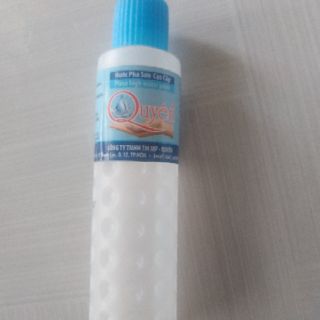 Nước rửa móng Quyên