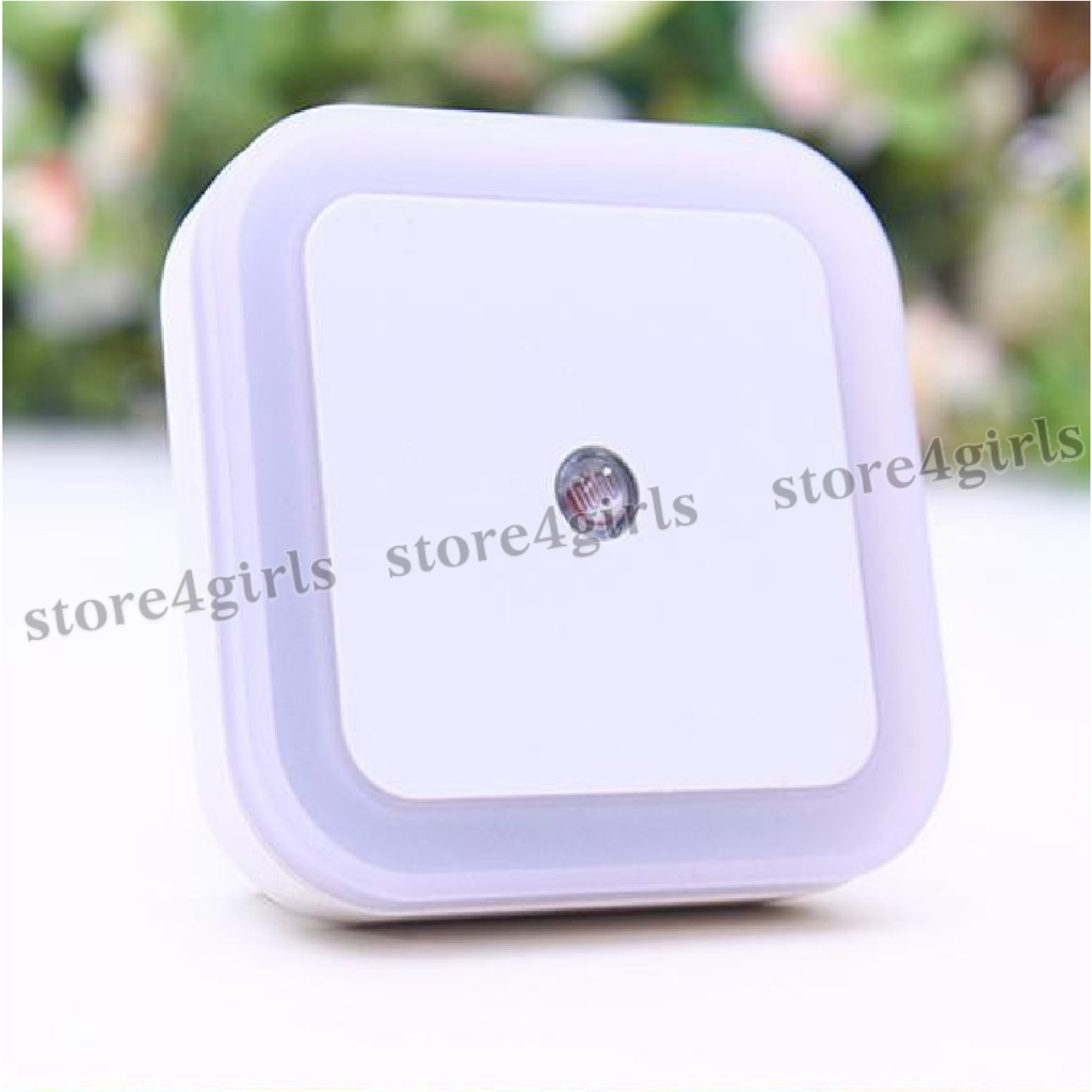 Đèn Ngủ Vuông Cảm Biến Tự Sáng Khi Về Đêm Store4girls