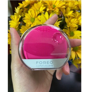 Máy rửa mặt Foreo Luna Play Plus