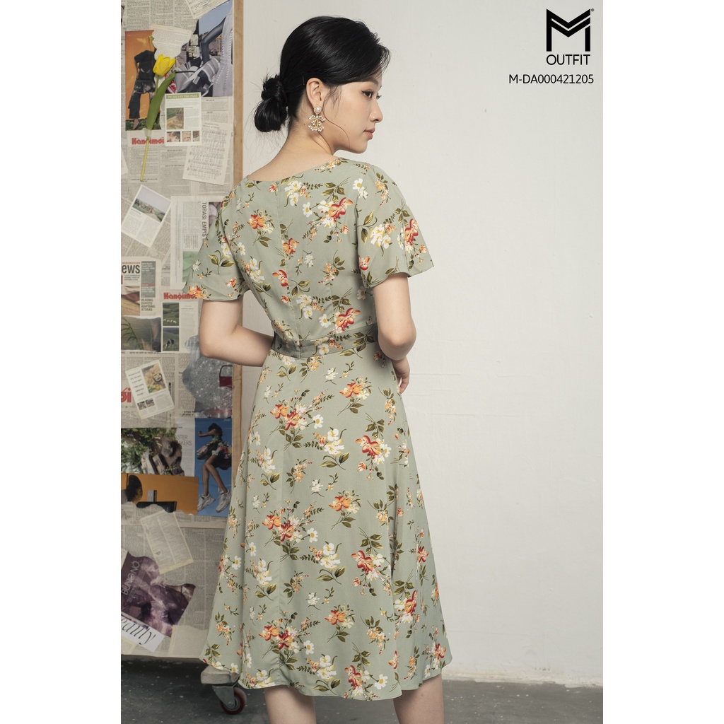 Đầm cổ vuồng, kẹp bèo, đính hoa eo MMOutfit M-DA000421205