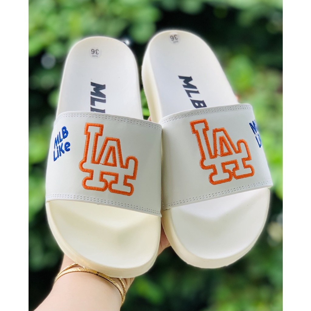 Dép 𝐌𝐋𝐁 UNISEX mẫu dép thể thao ❤️Freeship + Hộp ❤️ Dép LA bóng chày quai ngang nam nữ chữ thêu nỗi kèm ful tag mác CC
