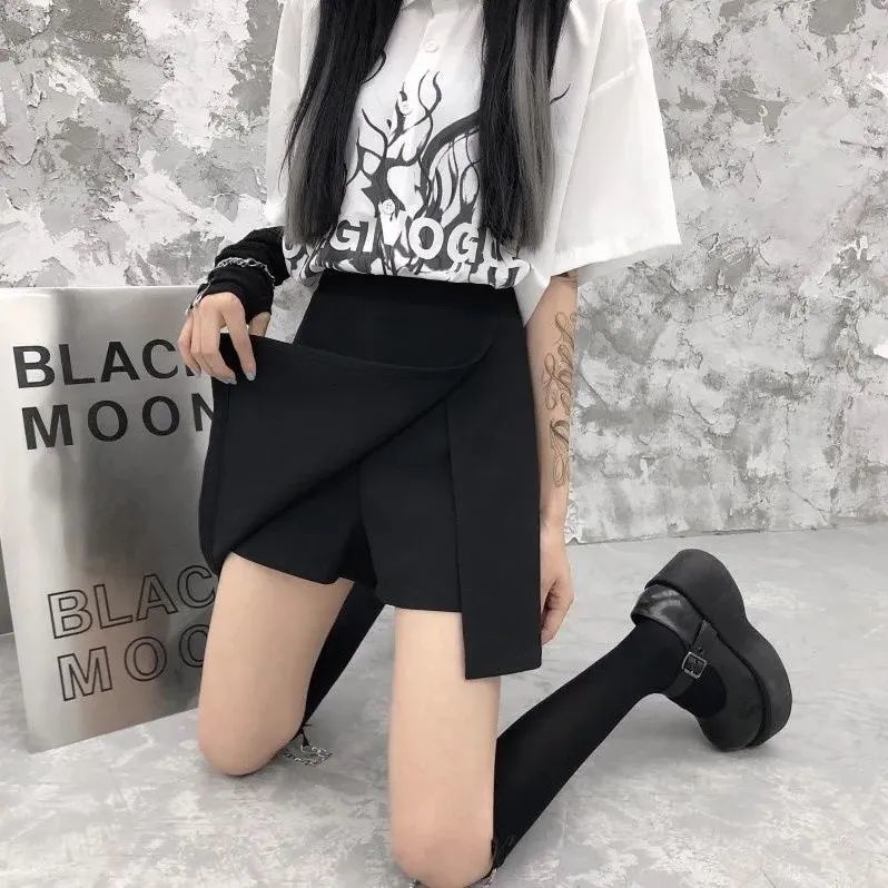 Chân Chân Váy Lưng Cao Thiết Kế Xẻ Tà Độc Đáo