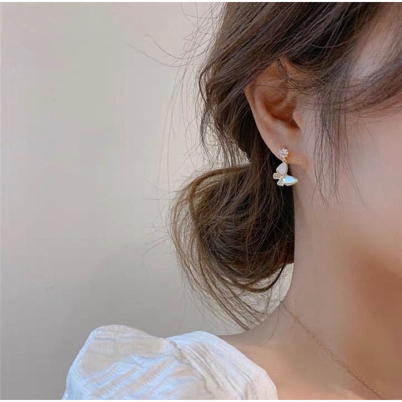 Khuyên tai bạc 925 mạ vàng khảm đá hình bướm lạ mắt độc đáo