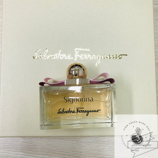 Nước hoa nữ 100ml Salvatore Ferragamo Signorina Eau de Parfum (hàng tách sét ,ko box)