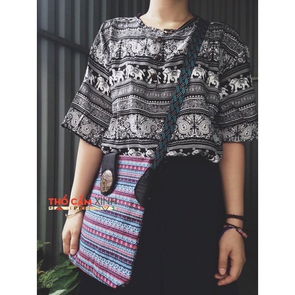 Áo thổ cẩm 3 khuy