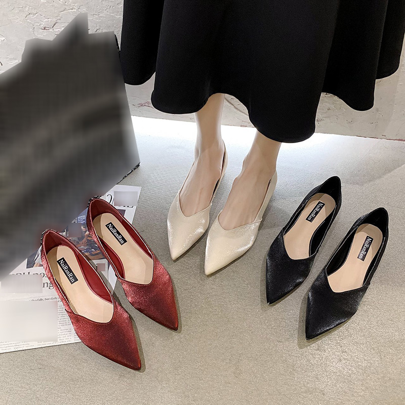 Giày mũi nhọn gót vuông đính ngọc trai thời trang nữ | BigBuy360 - bigbuy360.vn