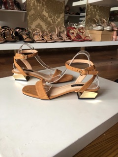 Sandal zara gót xéo 3p