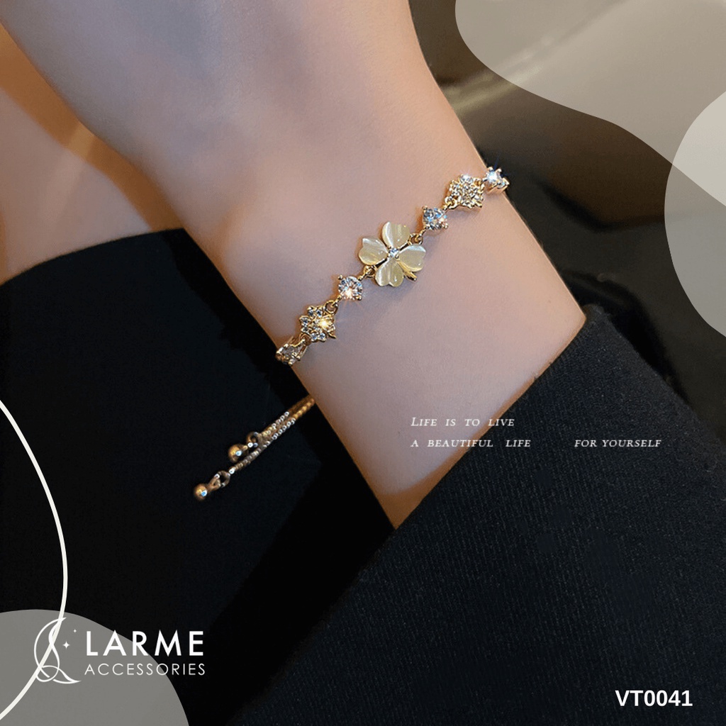 Vòng tay, lắc tay cỏ bốn lá may mắn Larme Accessoires - VT0041 | BigBuy360 - bigbuy360.vn