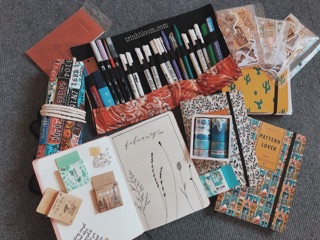 Cuộn vải đựng bút bullet journal độc đáo