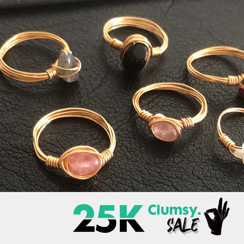 CLUMSY SALE 2 - Nhẫn đá handmade tự nhiên dây vàng đồng