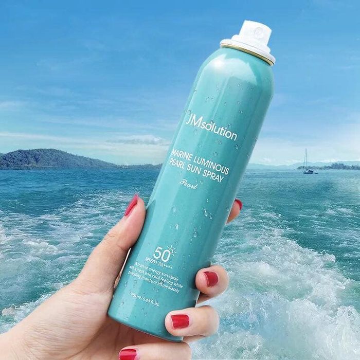 Xịt Chống Nắng Cấp Nước, Dưỡng Ẩm Jmsolution Marine Luminous Pearl Sun Spray 180ml _ Jmsolution Chính Hãng