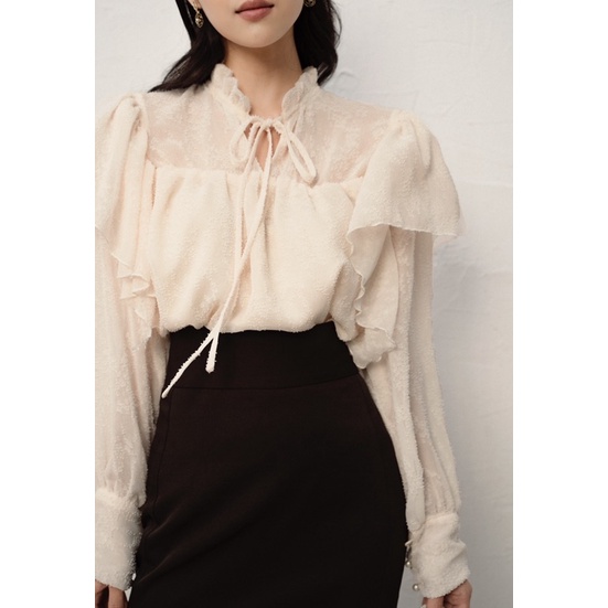 Áo cách điệu nữ dài tay Cream Lace H.I.U Fashion design , kiểu voan be tay kiểu nhún bồng thắt nơ thanh lịch HIU ROOM
