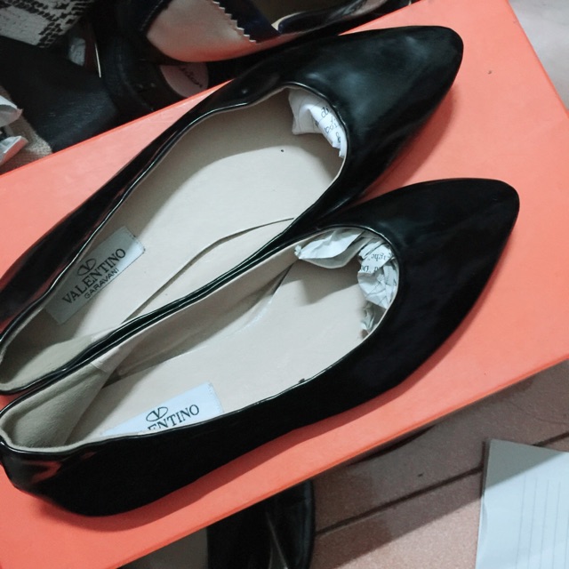 giày của c bùi huyền