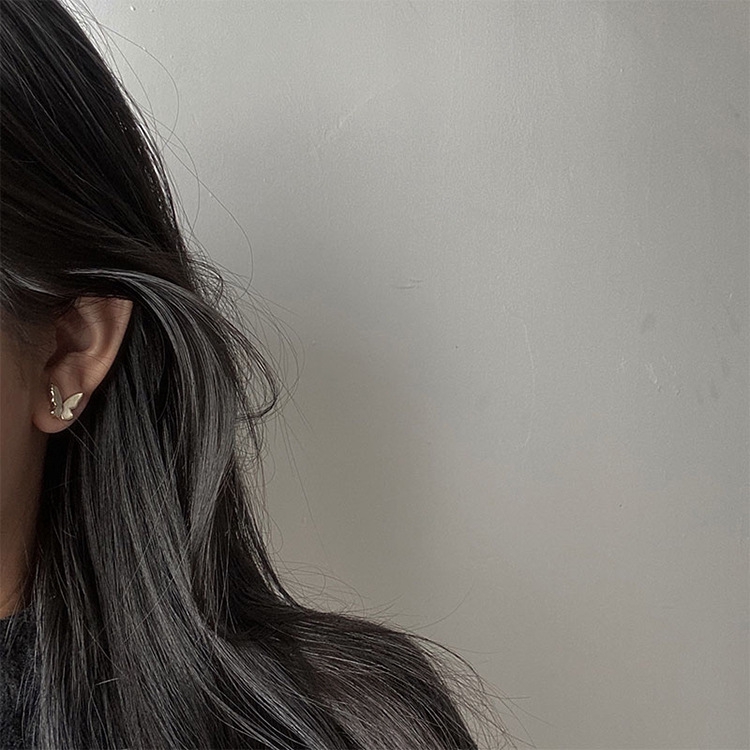 Bông Tai Mạ Bạc 925 Hình Cánh Bướm Màu Trắng Không Gây Dị Ứng