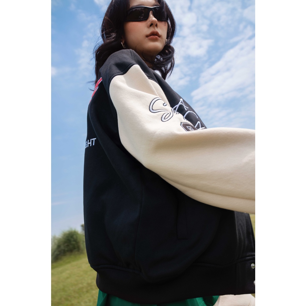 Anniegals - Áo khoác bomber bóng chày họa tiết thêu - Future Vasity Jacket