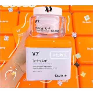 Kem dưỡng da V7 Toning light 50ml