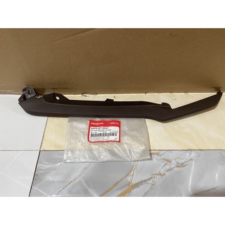 Nẹp cạnh cánh yếm bên phải honda wave rsx 110 năm 2012-2013 màu nâu. 64470k07900zc