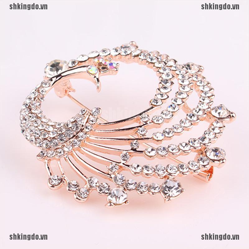 Ghim cài áo hình chim công đính đá pha lê