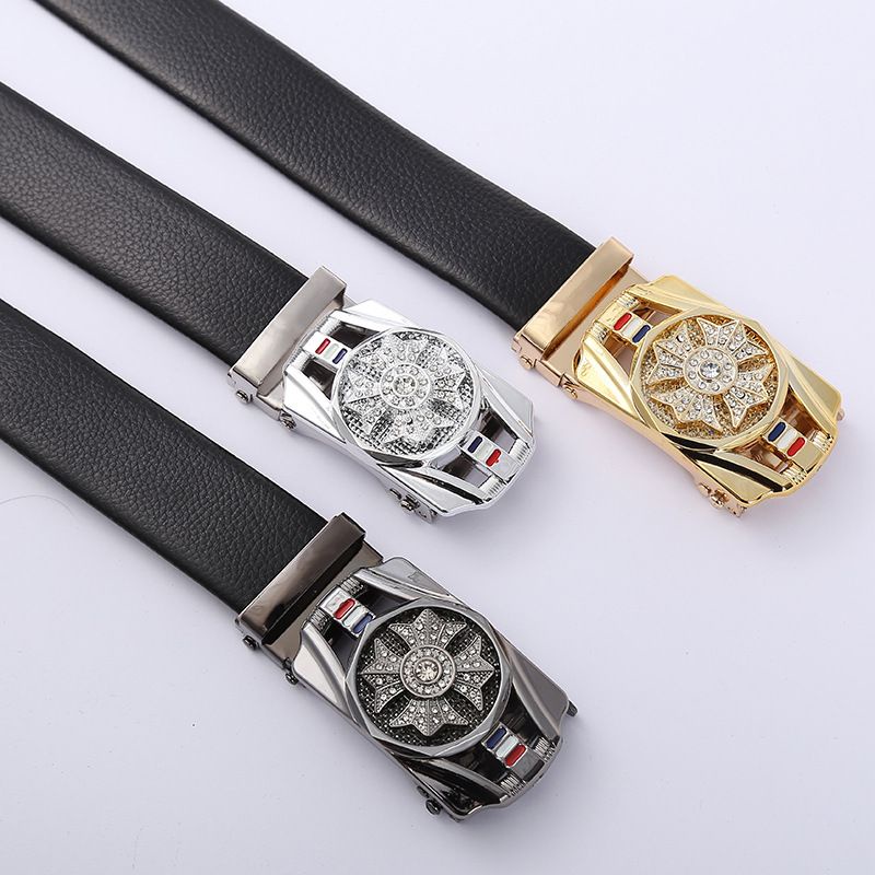 Thắt lưng nam da cao cấp, mặt đính đá xoay 360, khóa tự động mạ kim sang trọng