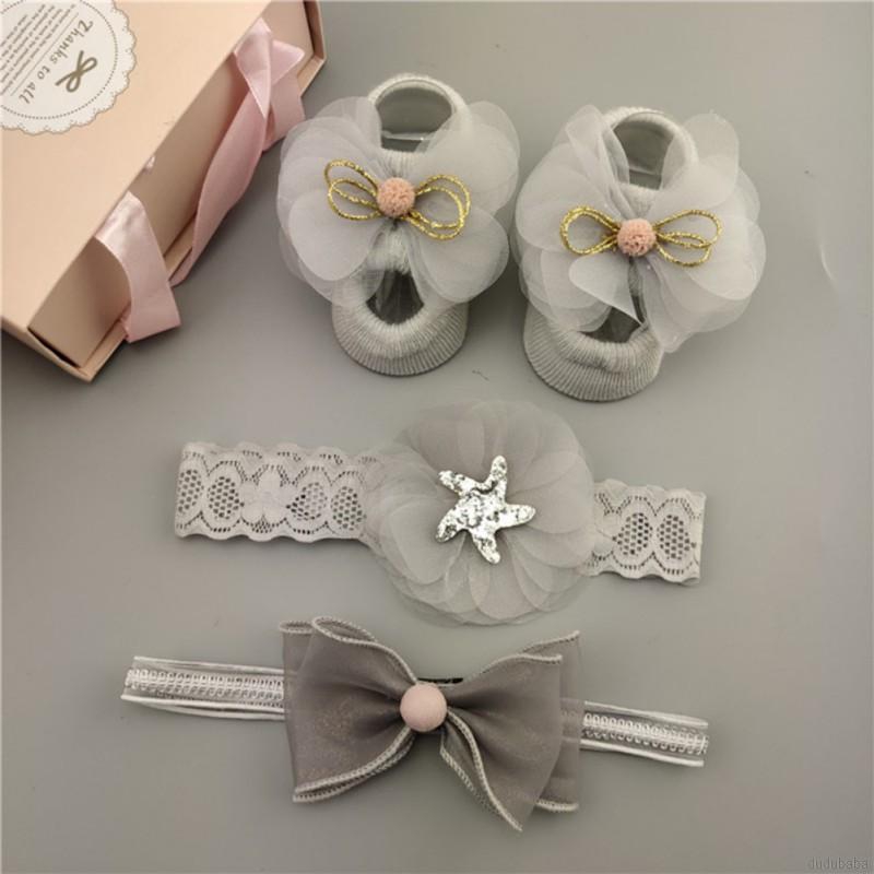 Bộ vớ chất liệu cotton và băng đô họa tiết hoa xinh xắn đáng yêu dành cho bé sơ sinh