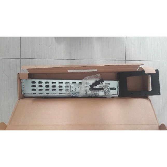 Giá đỡ thông minh UPS - APC Rail Kit for Smart-UPS RT 3/5/8/10kVA Rack Mount