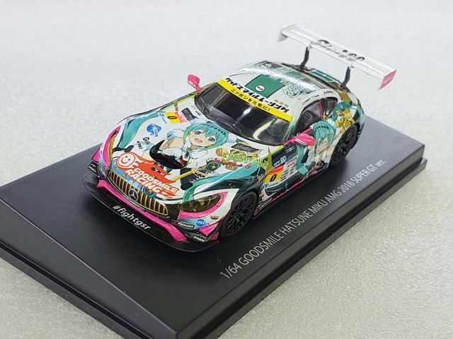 Xe Mô Hình Mercedes-AMG Hatsune Miku 2018 Super GT ver 1:64 Good Smile ( Xanh Sleiff )