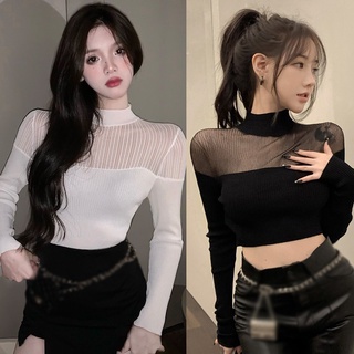 Áo croptop cổ lọ thiết kế ôm sát tôn dáng