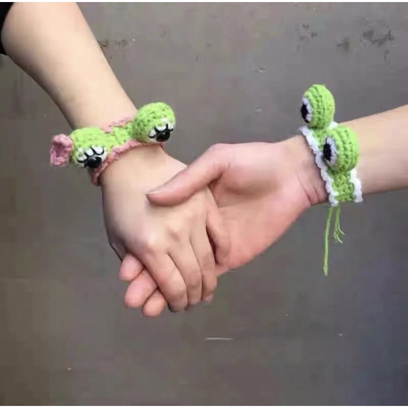 Vòng tay handmade hình thú xinh sắn, có thể kết hợp làm vòng đôi