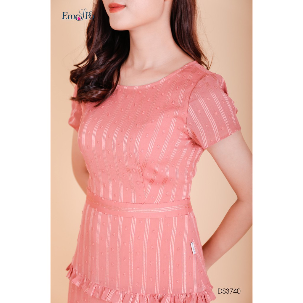 Đầm ôm dáng A, chân váy 2 tầng có bèo trang trí Emspo DS3740
