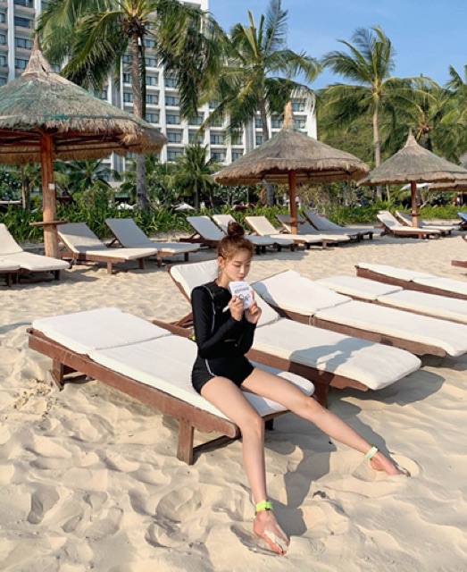 Bộ đồ bơi , bộ bơi thể thao nữ 2 mảnh dài tay Us Ronnie quần đùi