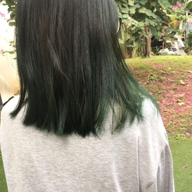 Thuốc nhuộm tóc xanh rêu đen