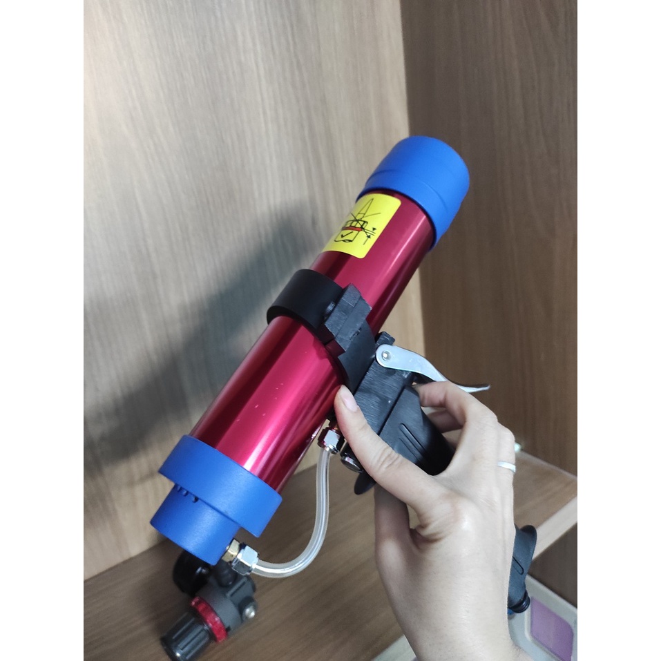 Dụng cụ bơm keo dùng khí nén siêu nhanh siêu bền siêu khỏe