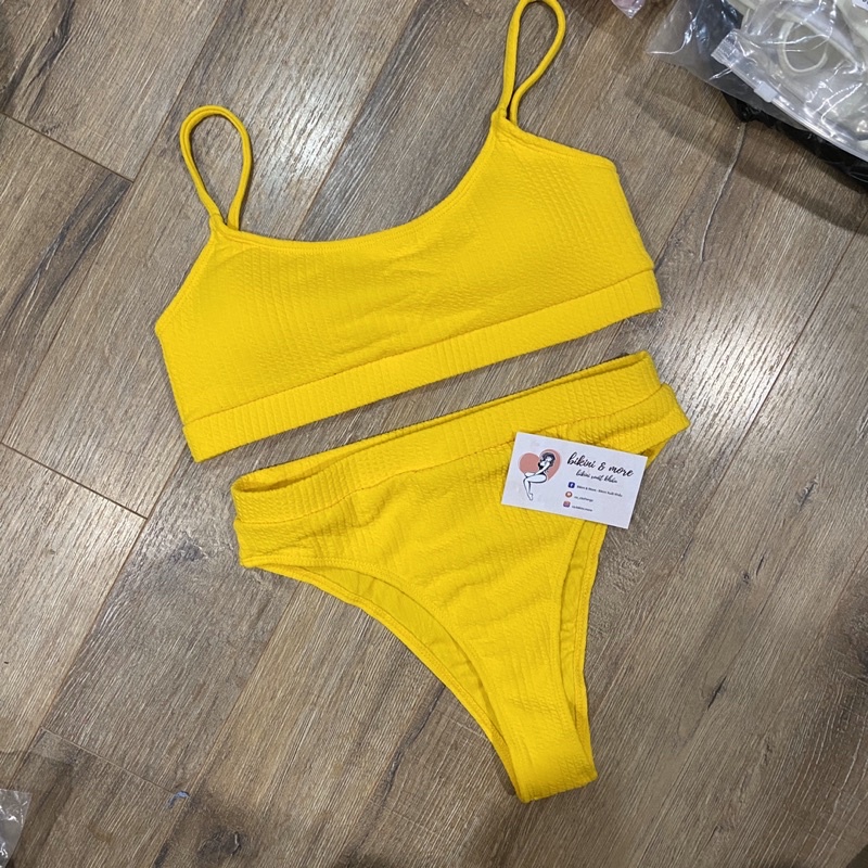 [BKN1371] &lt;ÂU&gt; SET BIKINI BASIC VÀNG VẢI GÂN (CẠP CAO)