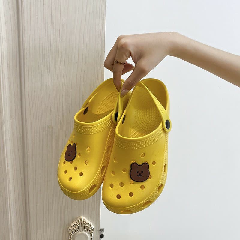 ( 4 MÀU ) Dép Nữ Thoáng Lỗ Crot Mới Kiểu Dáng Đơn Giản Cực Xinh