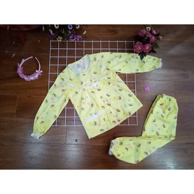 Set 2 bộ Pizama bé gái