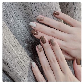 Nail box thiết kế màu nâu - Móng up thiết kế nâu loang cẩm thạch