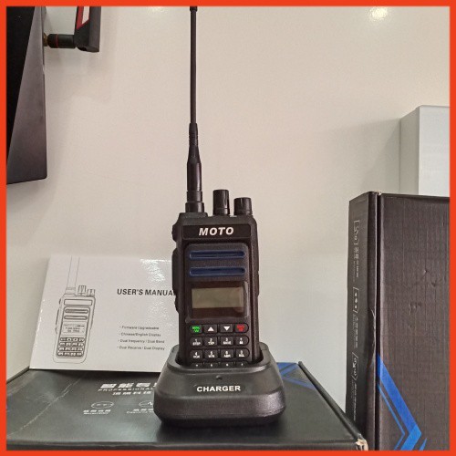 Máy Bộ Đàm Motorola UV68D - Mới 100%