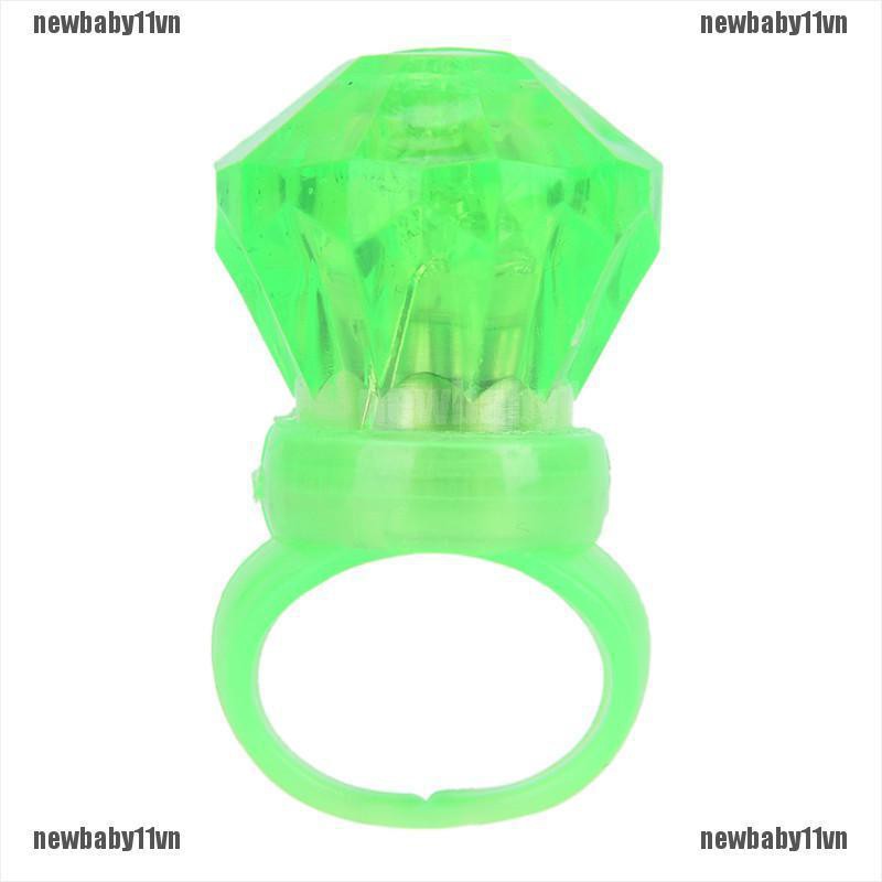 Bộ 5 Nhẫn Đèn LED Phát Sáng Trong Bóng Tối Cho Bé