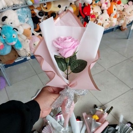 Hoa hồng giấy nhún hàng handmade 16 k/ bó