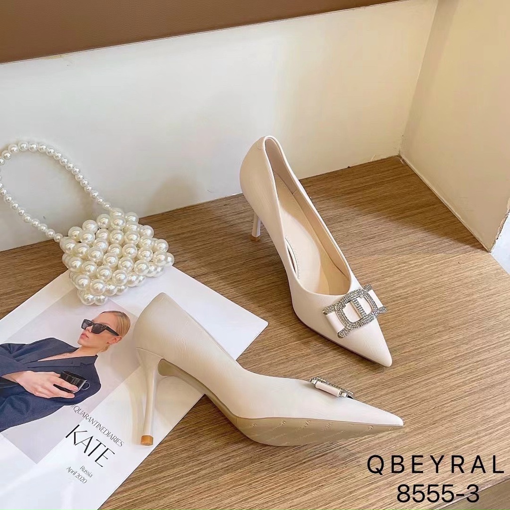 Giày thời trang nữ QBEYRAL ❤️FREESHIP❤️ Giày công sở cao gót da lụa mũi nhọn khóa xoắn cao 9cm 8555-3