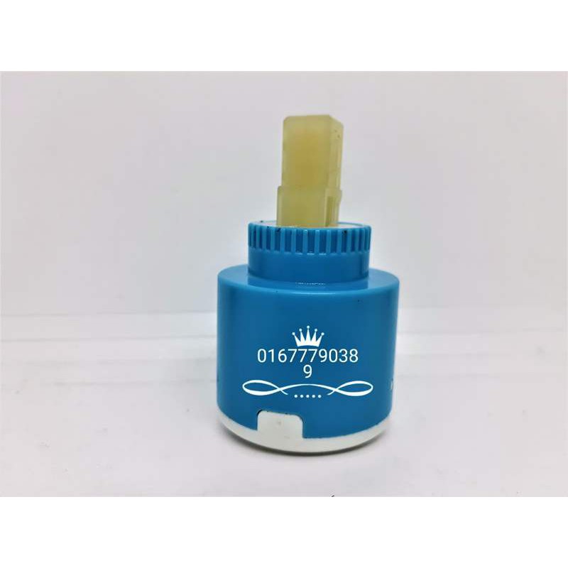 Ruột  vòi nóng lạnh đường kính 3,5cm