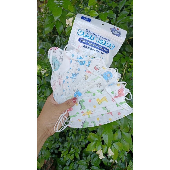 Khẩu trang cua trẻ em King cua King crab Kingcrab hiệu OMI 4-12 tuổi 1 gói 10 cái